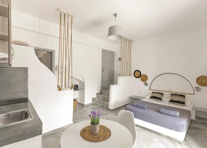 Santanna White Apartament *